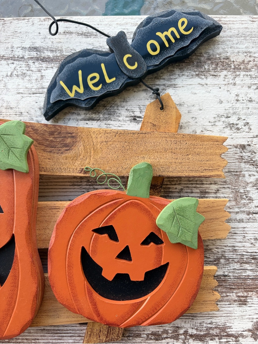 Halloween Wooden Pumpkin Welcome Plaque Hanging - Picture 3 of 6
